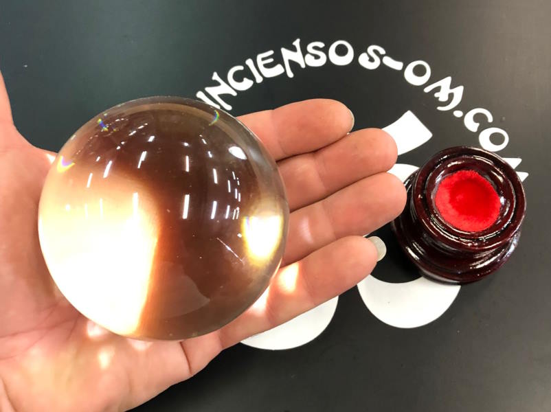 Bola de Cristal 7,5 cm Aprox con Base